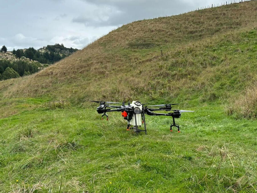 Spray drone Spray drone